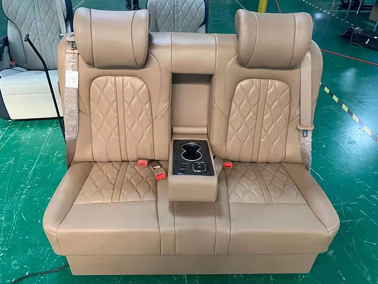 Luxury rear seats with center armrest