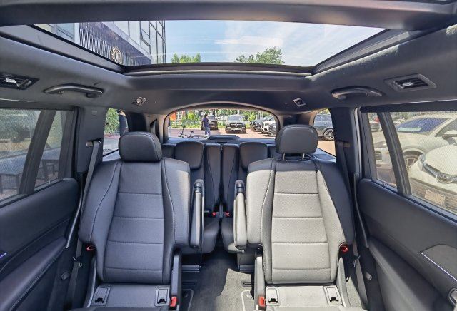 Assento de capitão de luxo de seis lugares Mercedes-Benz GLS450 2022