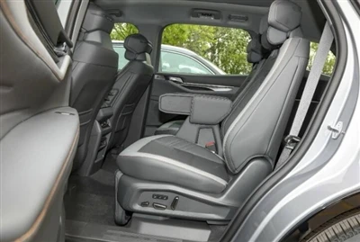 Ford Edge L-Big SUV de sete lugares