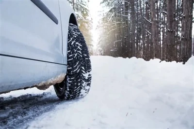 Questões que requerem atenção ao dirigir no inverno