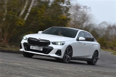 BMW Série 5 Núcleo e Coração