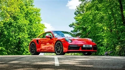 Porsche 911 Hybrid será lançado no início deste verão